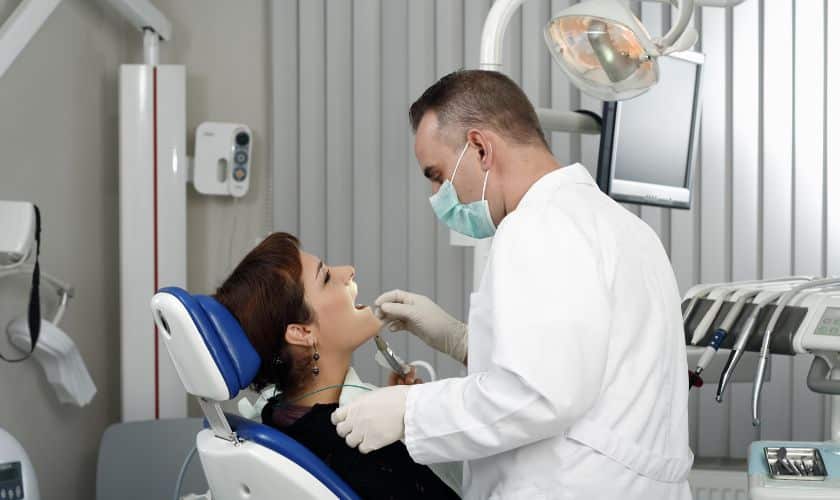 Choosing The Right Orthodontist: Tips For Edinburg Residents