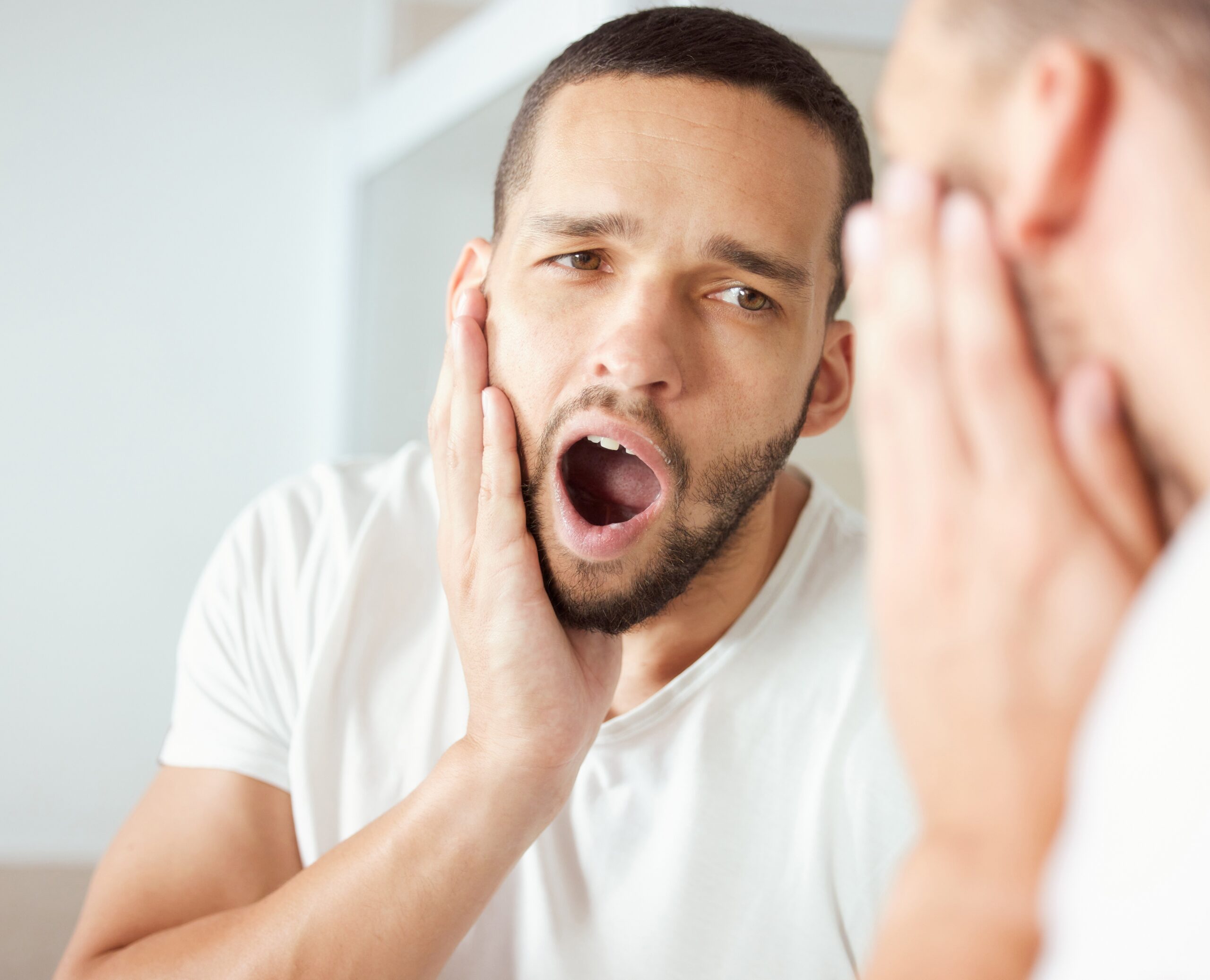 Featured image for “Knocked-Out Tooth? The First 30 Minutes That Can Save Your Smile”